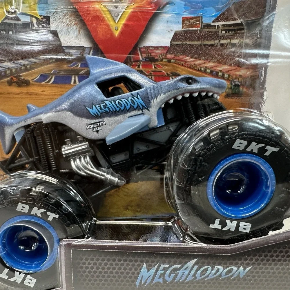 Spin Master Monster Jam Truck Megalodon Truck Champion Target Exclusive New 1:64